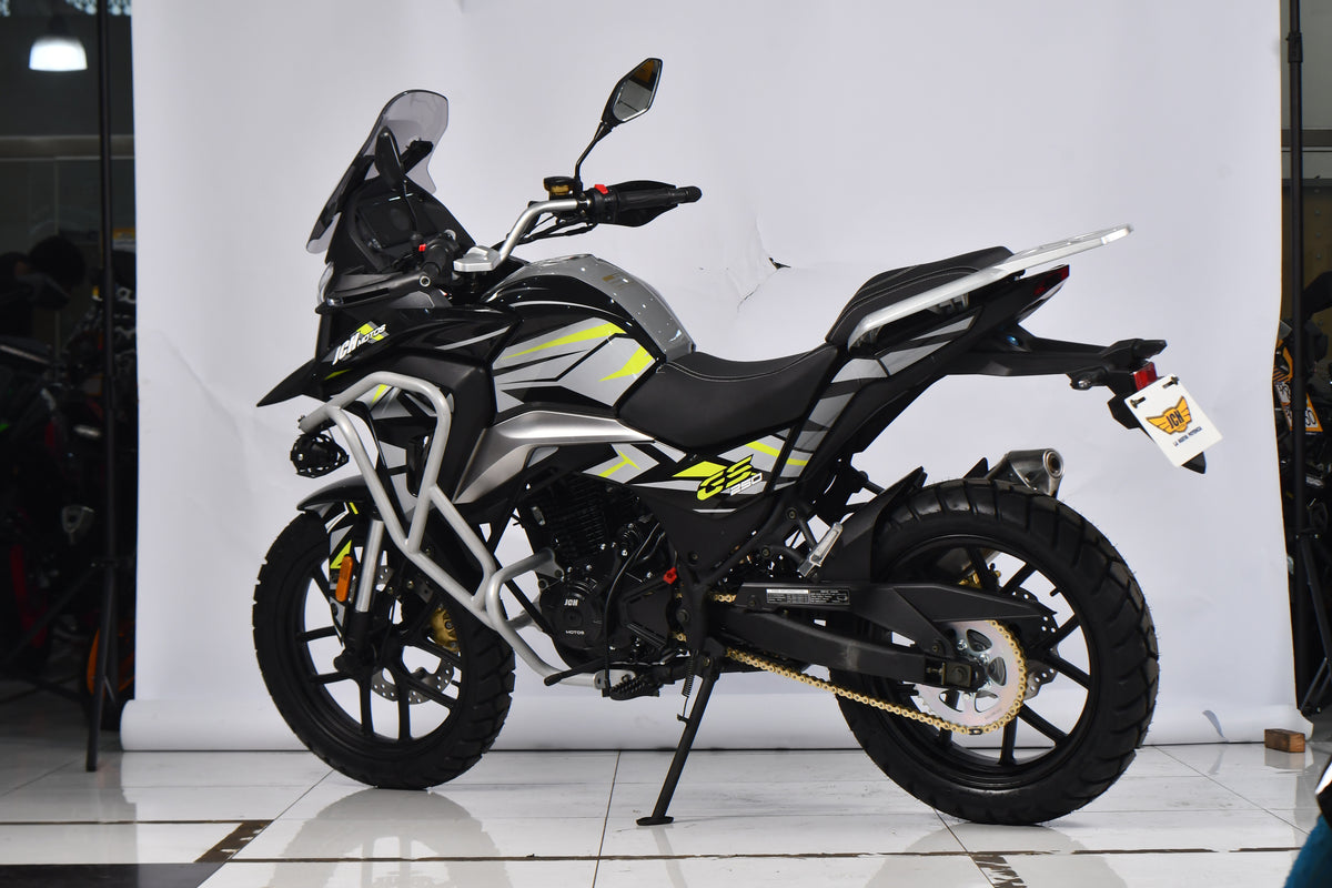 GS 250 JCH