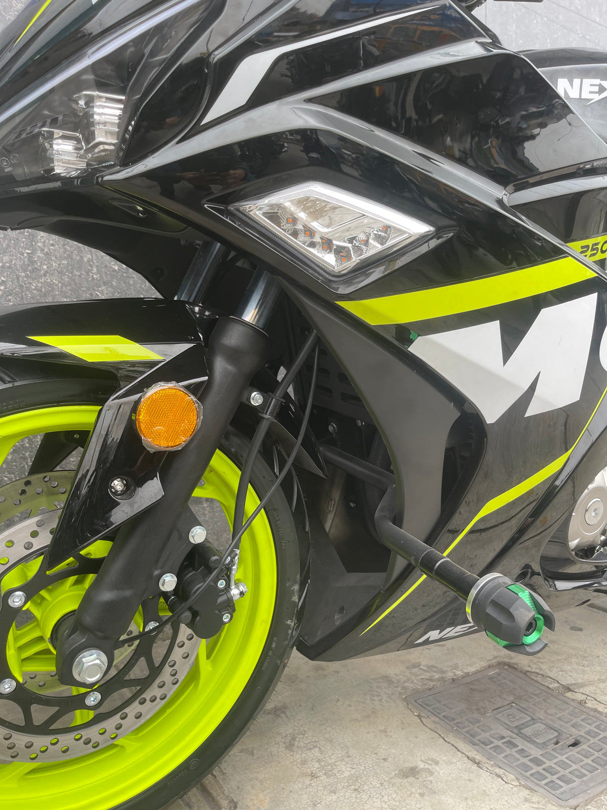 NEXUS 250RR