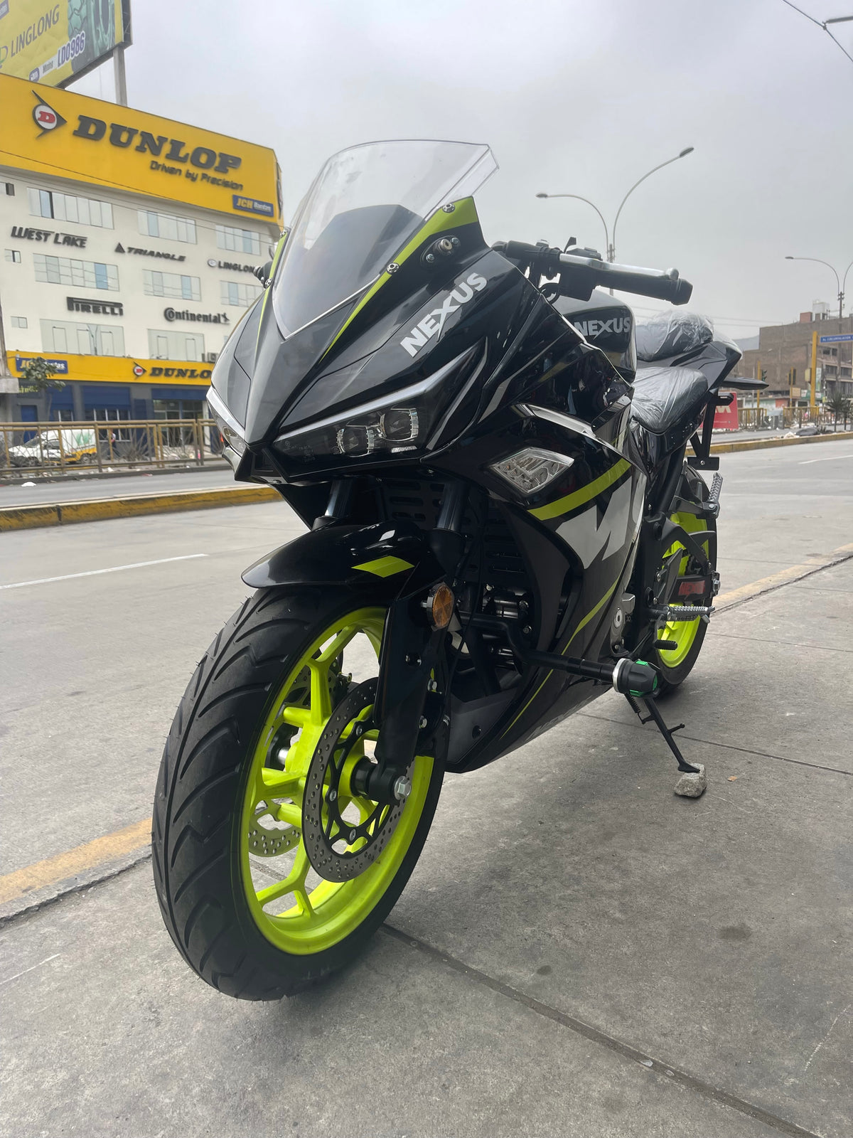NEXUS 250RR